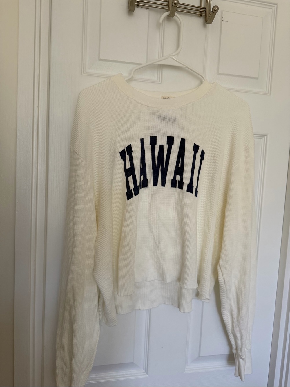 Brandy Melville Cream Waffle Knit 'HAWAII' Pullover with Navy Lettering